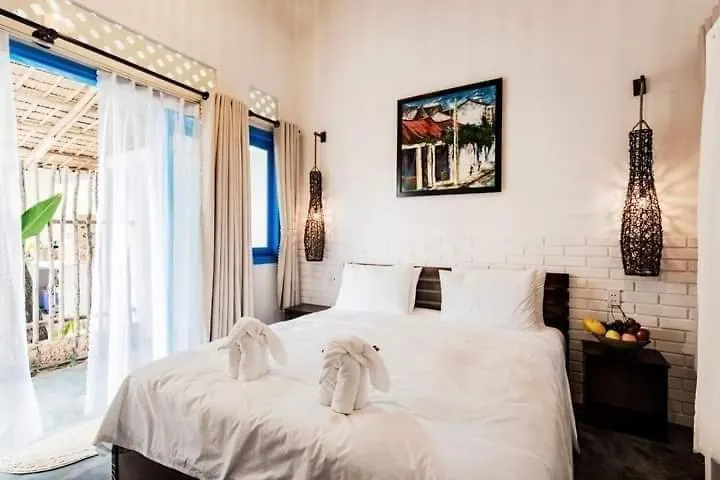 Cashew Tree Bungalow Hoi An 3*,