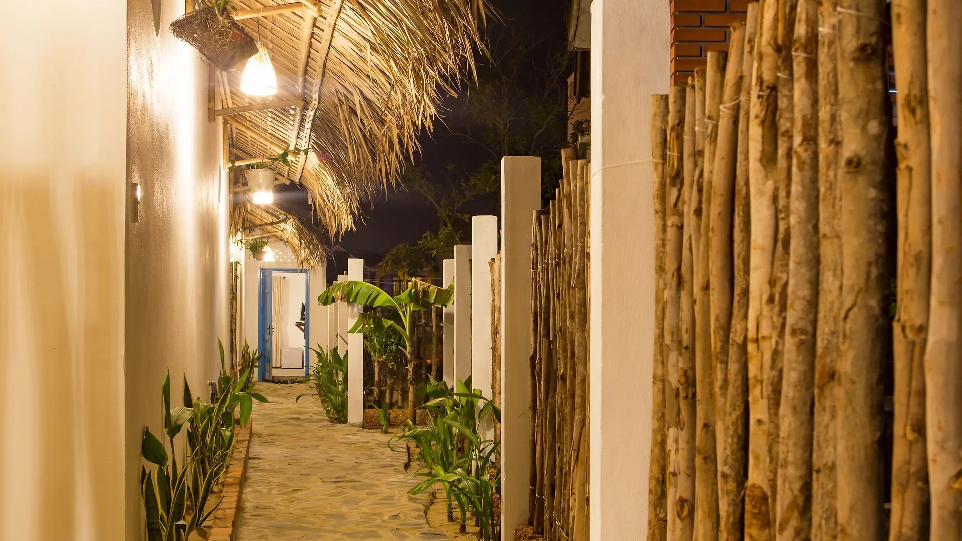 Cashew Tree Bungalow Hoi An